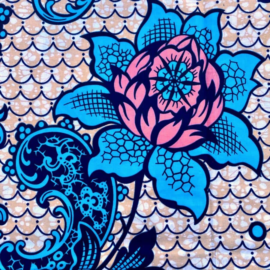 Tissu Wax bleu beige rose imprimé Floralisant détail